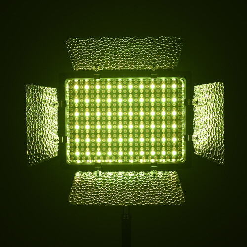 Yongnuo YN300IV LED RGB Panel - 8